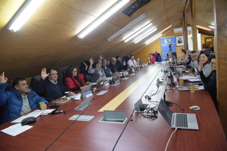 GORE de Los Ríos destina millonaria inversión para impulsar programa de atención domiciliaria de salud en las 12 comunas de la región