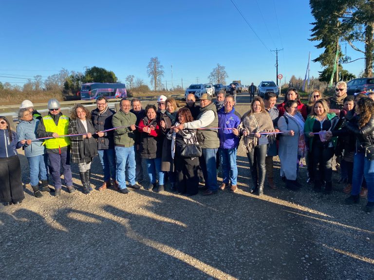 MOP habilitó calle de servicio en Choroico junto a la Ruta 5 Sur, que evitará a vecinos pagar peaje cuando viajen a La Unión