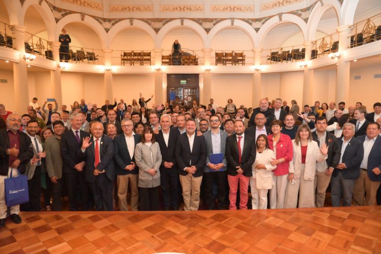 Asociación Nacional de Consejeros Regionales : II Encuentro Nacional de Consejeros y Consejeras Regionales de Chile
