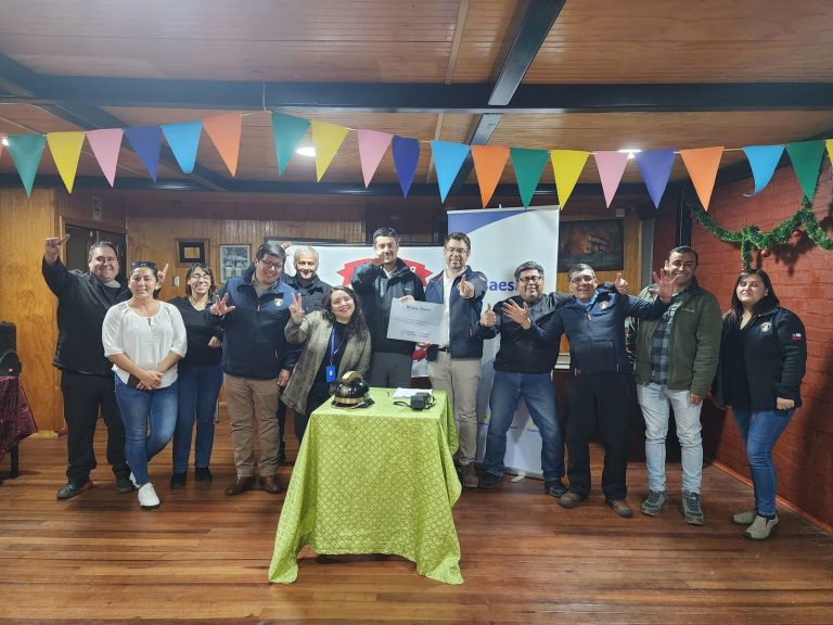 Saesa benefició a la Primera Compañía de Bomberos de Los Lagos con mejoramiento eléctrico de su cuartel