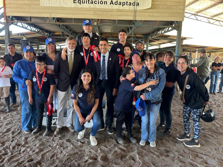 LONCOCHE HACE HISTORIA EN EL CAMPEONATO NACIONAL E INTERNACIONAL DE EQUITACIÓN ADAPTADA